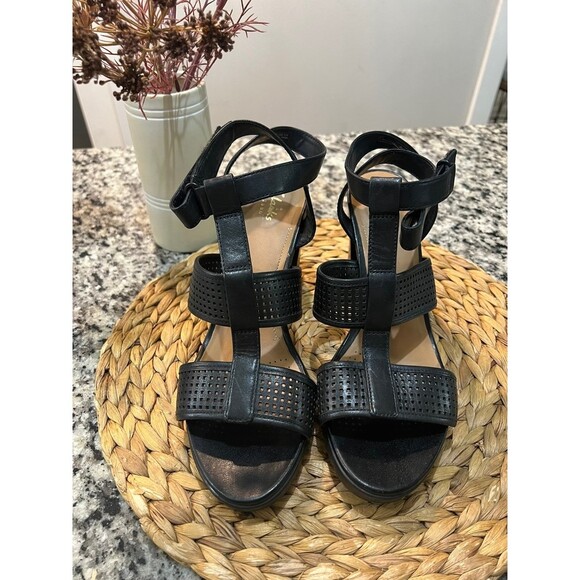 Clarks Pastina Castle Sandals Heels size 9M - Picture 2 of 8